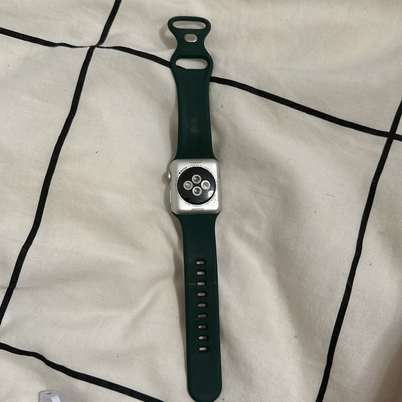 Apple Watch - Picture 2 of 2